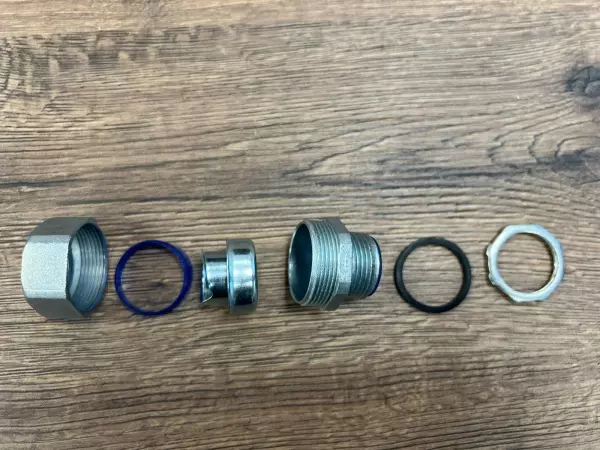 Муфта для гофрированных труб DPJ-38-M50 коннектор прямой, наружный M50 WE7500900 (Муфта вводная ВМ-38-М50)